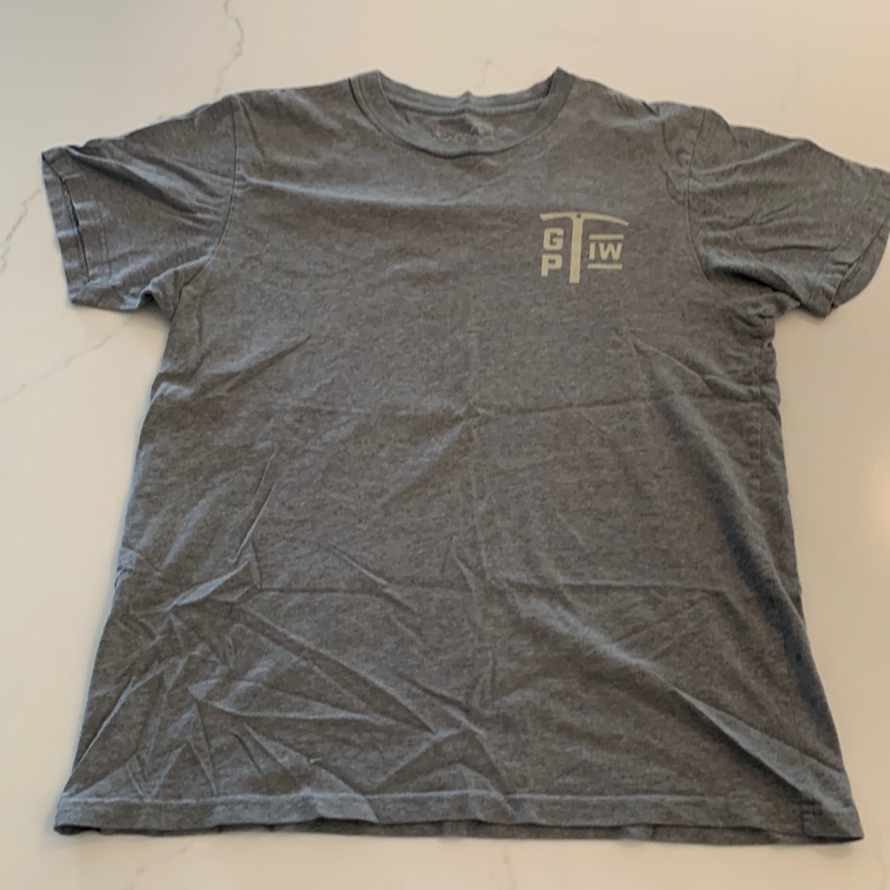 Patagonia great pacific ironworks slim fit medium T-shirt